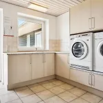 Dom wakacyjny Stefania - 700m From The Sea By Interhome
