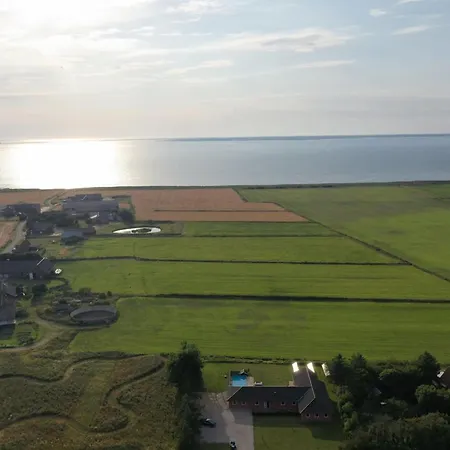 Stefania - 700m From The Sea By Interhome