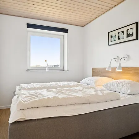Stefania - 700m From The Sea By Interhome *