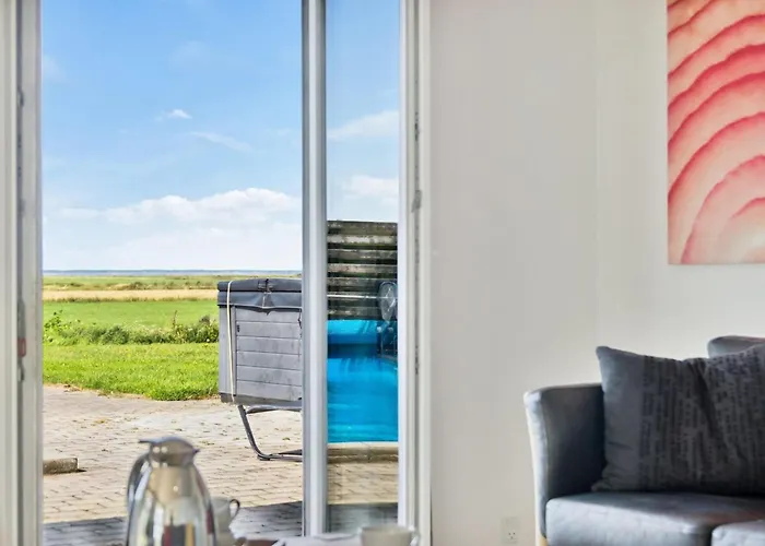 Stefania - 700m From The Sea By Interhome