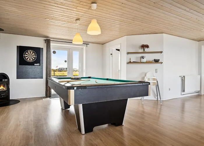 Holiday home Stefania - 700m From The Sea By Interhome Bredebro