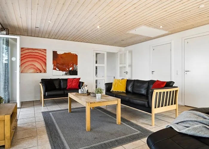 Stefania - 700m From The Sea By Interhome *