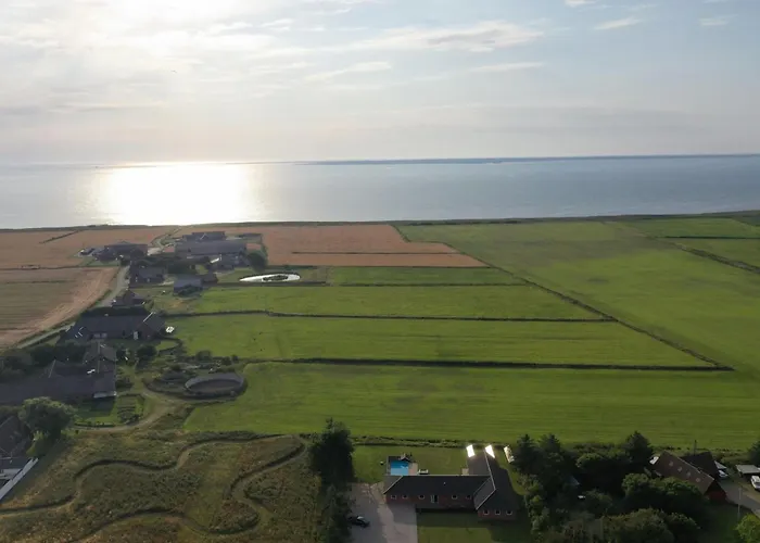 Stefania - 700m From The Sea By Interhome