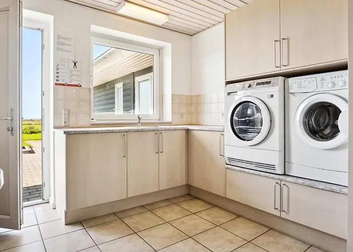 Holiday home Stefania - 700m From The Sea By Interhome